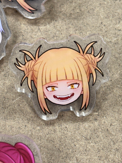 Pins Toga
